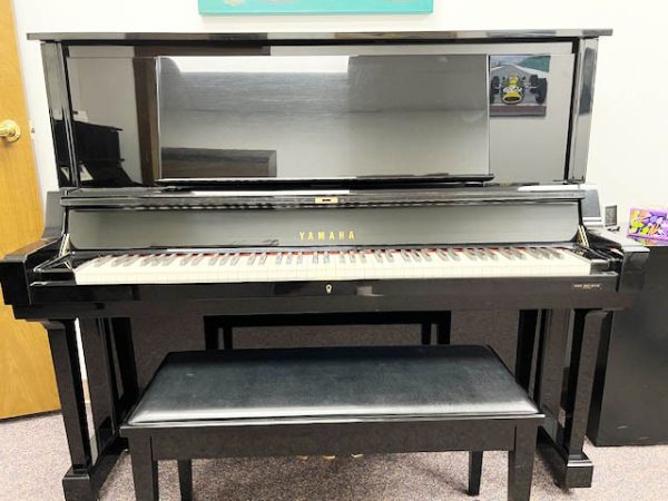 Yamaha WX7 52" Professional Upright in like-new condition. This was Yamaha's finest upright at the time.