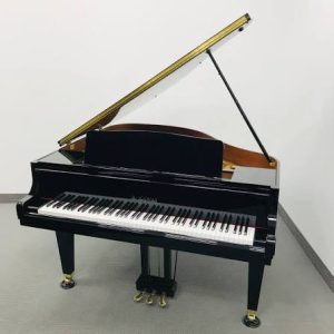 2011 Kawai model GM-10 Baby Grand Piano, Ebony Polish