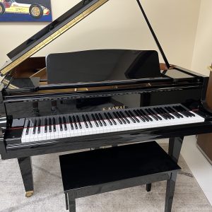 2011 Kawai model GM10 Baby Grand in Ebony Polish Finish