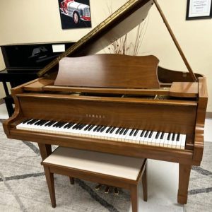 1975 Yamaha G2 Grand Piano 5'8" in Satin Walnut